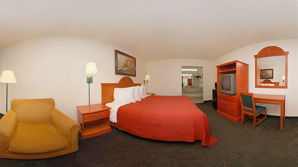 Quality Inn & Suites Hardeeville - Savannah North Экстерьер фото